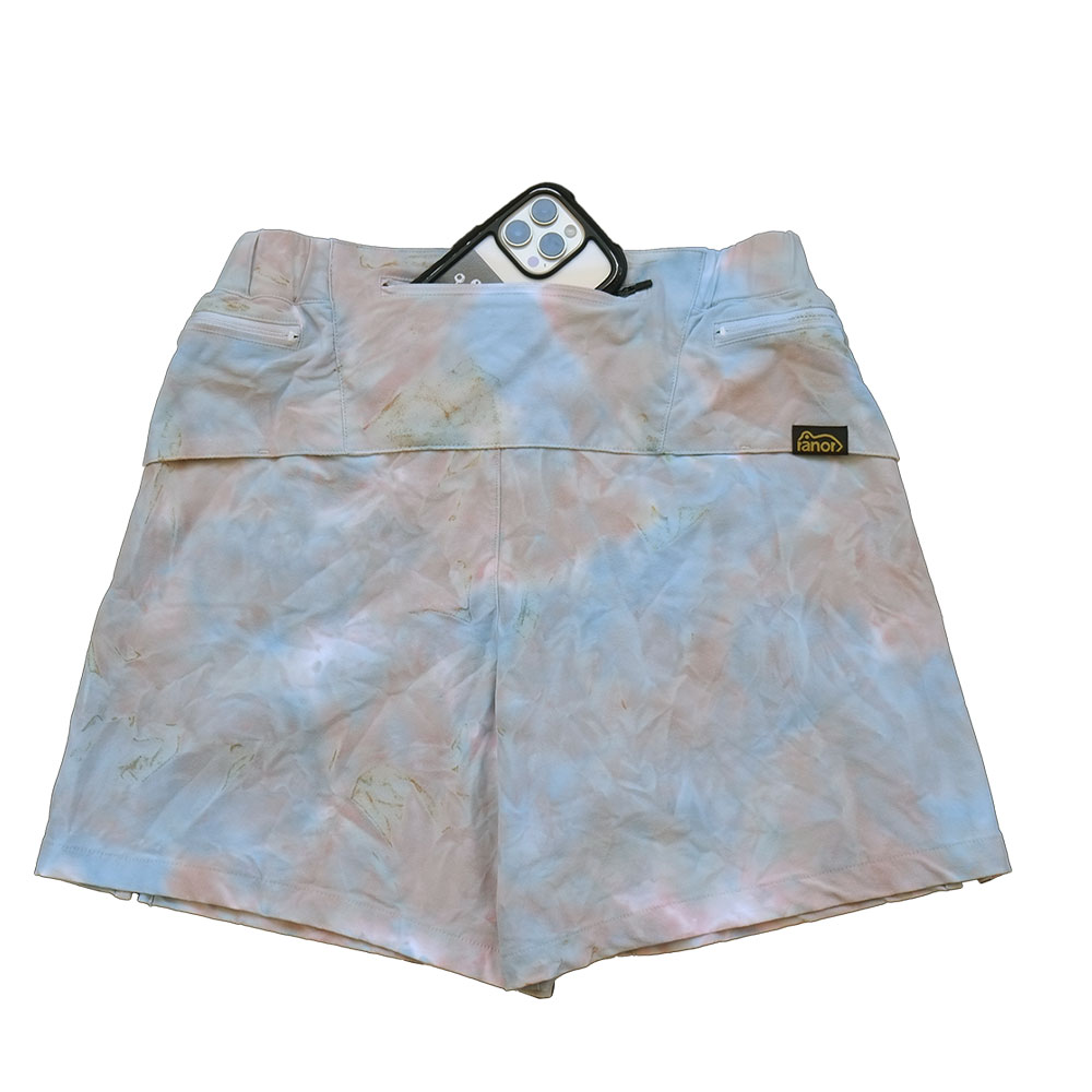 TIE DYEING MIDDLE SHORTS