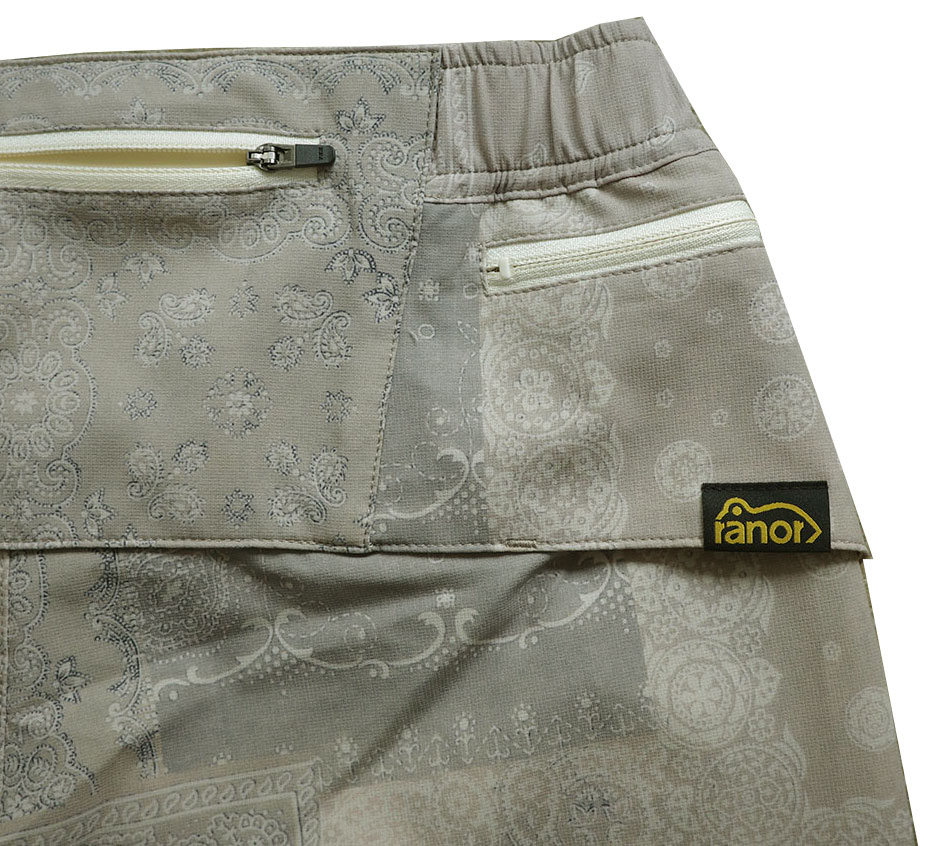 BANDANA MIDDLE SHORTS��restock��