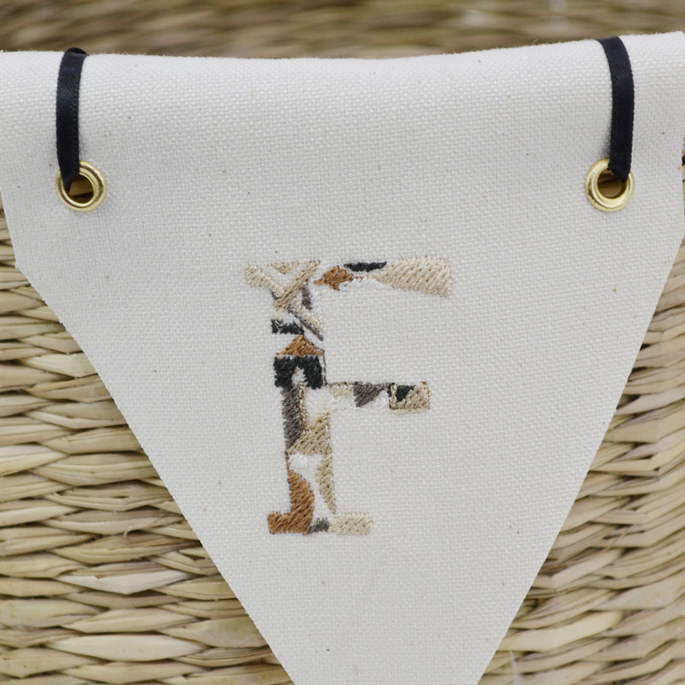 ���˥����ե�å��Х����å� F �������饹 �ʱ߷� 2�ܼ�