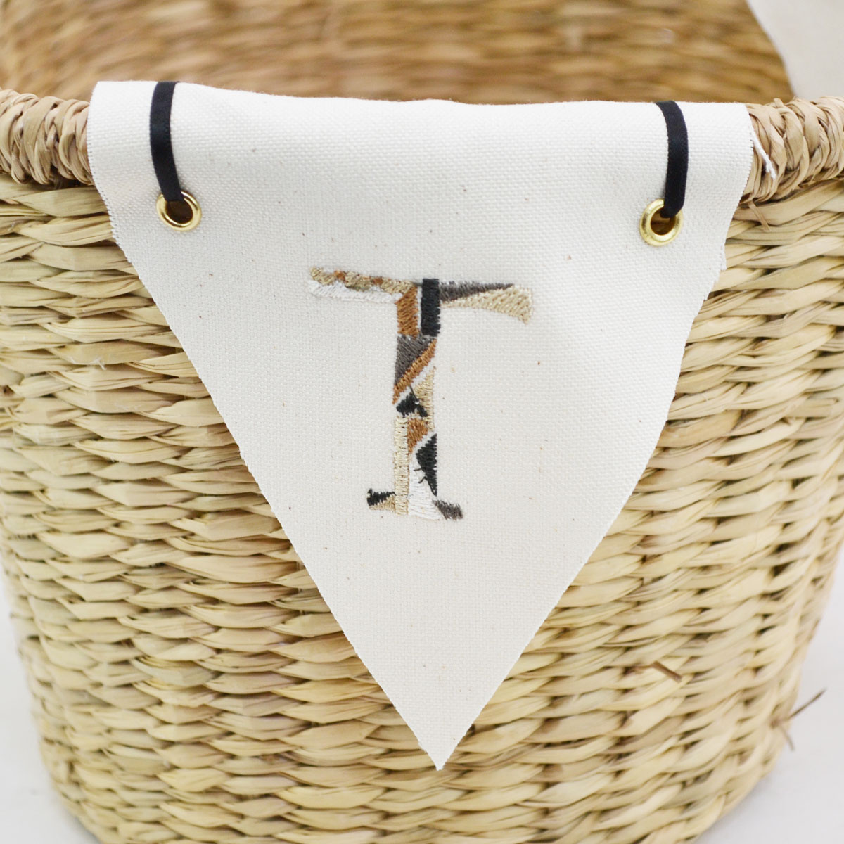 ���˥����ե�å��Х����å� T �������饹 �ʱ߷� 2�ܼ�