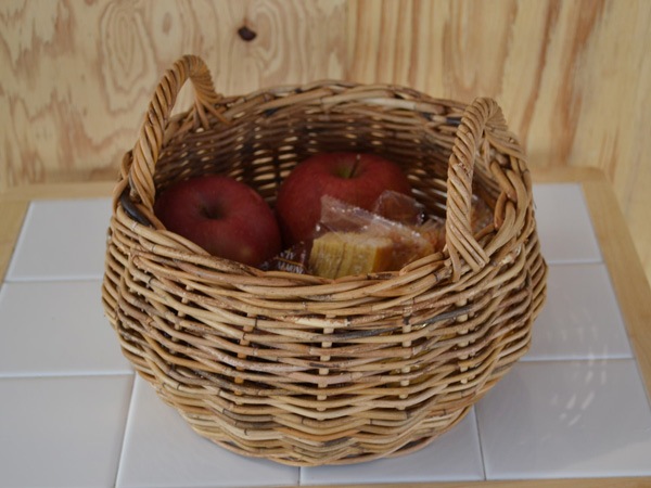 ���������2�ϥ�ɥ�ե롼�ĥХ����å� S �������ʥ���ƥ����������ܼ꤫��  ���פ��ڤΤ褦�˸����饿�� �������ͤι⤤�ۤ��� �ߤ��󤫤� �ġ���ܥå���(�ۥӡ��ܥå���)�� ����ƥꥢ��Ǽ�Ǥ�ޯ��� rat