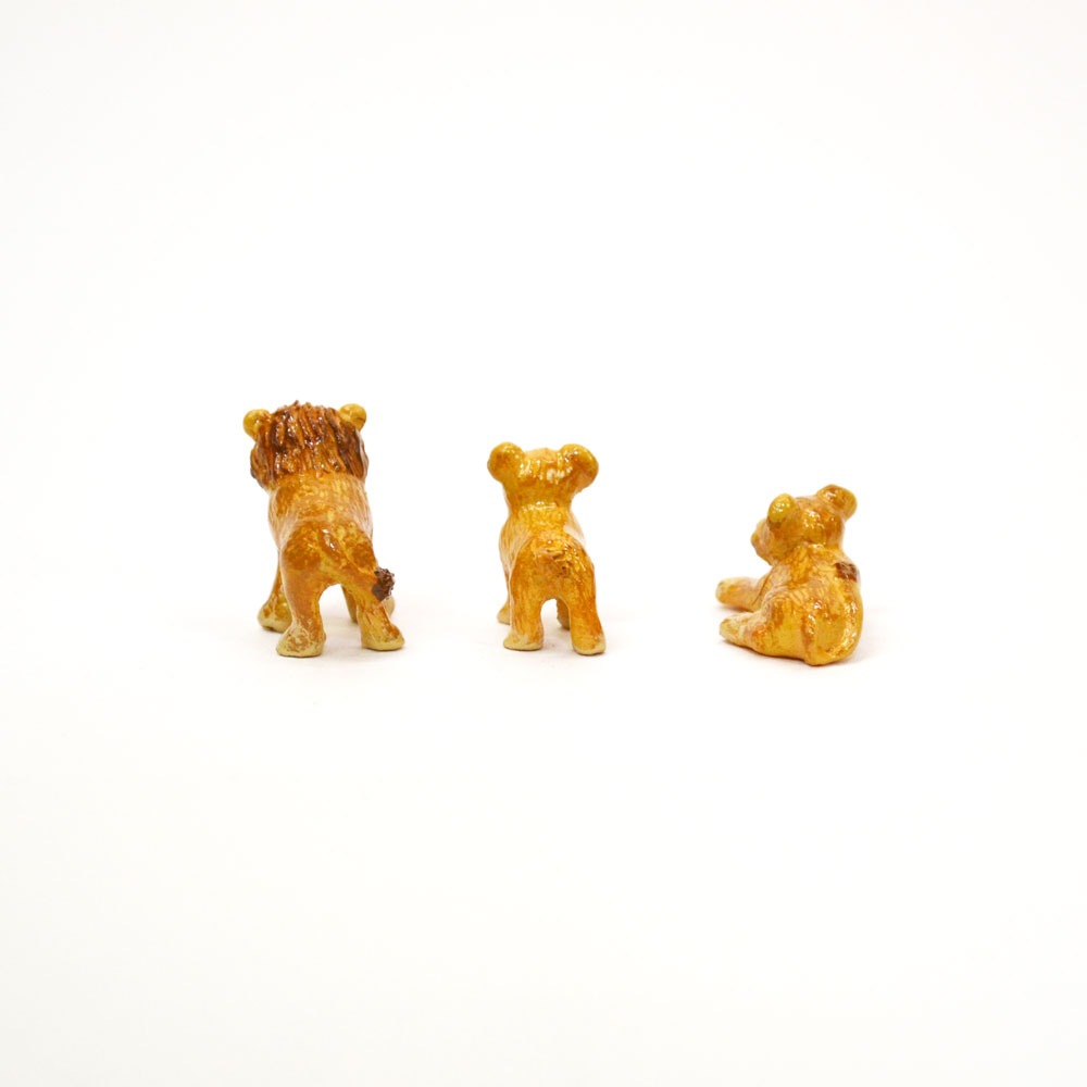 �����ˡ����� �饤����οƻҥ��å� ���˥ޥ�