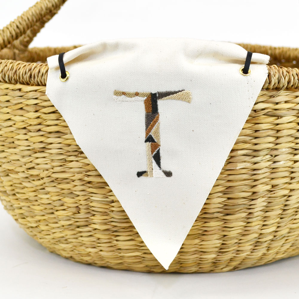 ���˥����ե�å��Х����å� T �������饹 ���� ���ܼ�