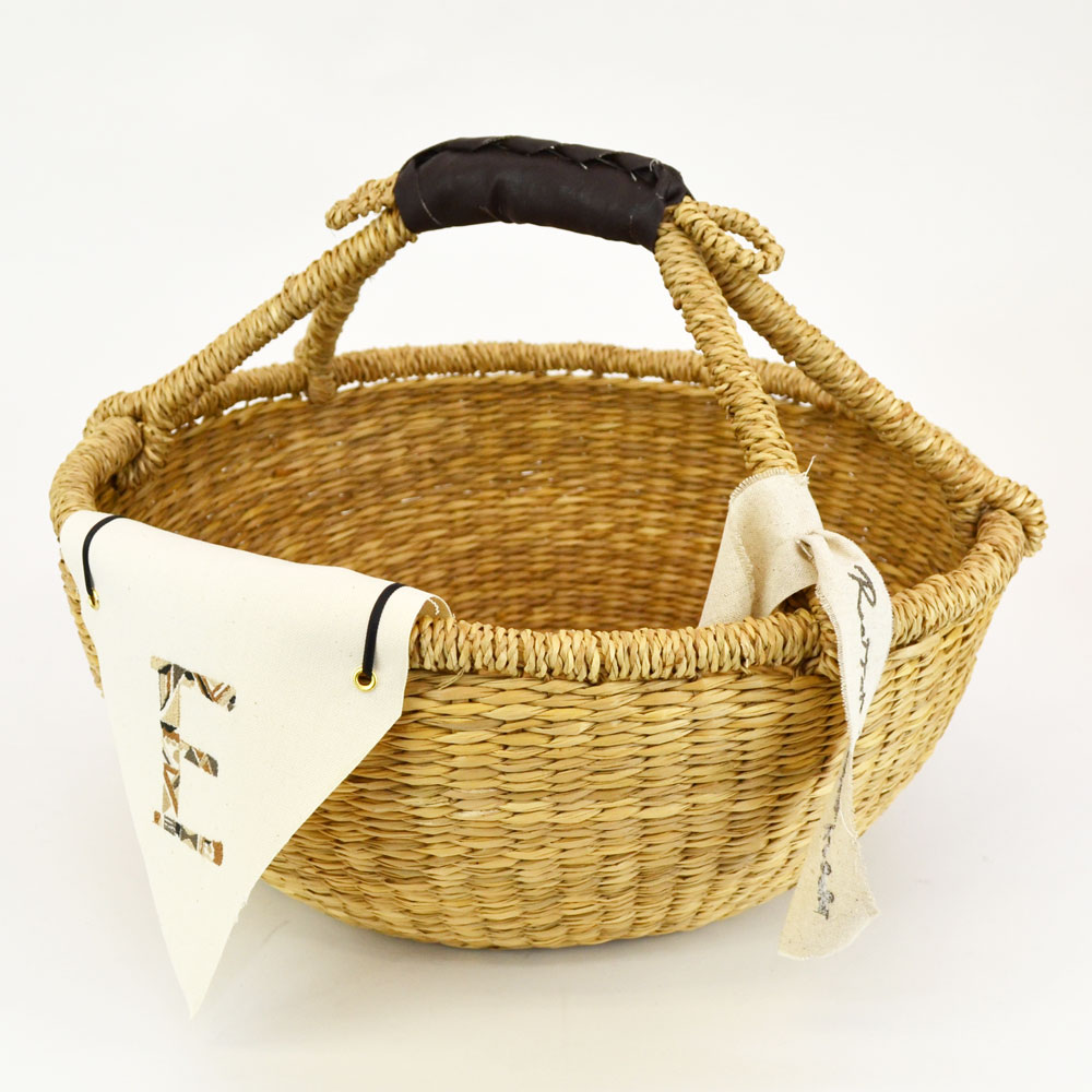 ˥եåХå E 饹  ܼ