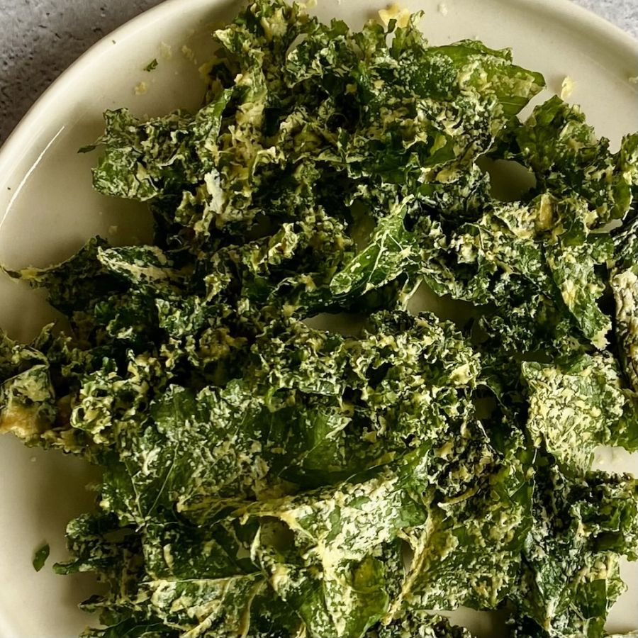 CHEESY KALE