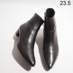 P0033P) THE ROW ������