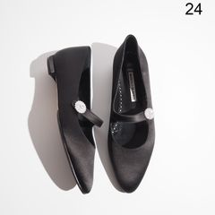 P7343P) MANOLO BLAHNIK �ޥΥ��֥�˥�