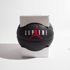 P8747R52) Supreme ץ꡼  JORDAN 硼