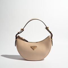 R2645P) PRADA �ץ��