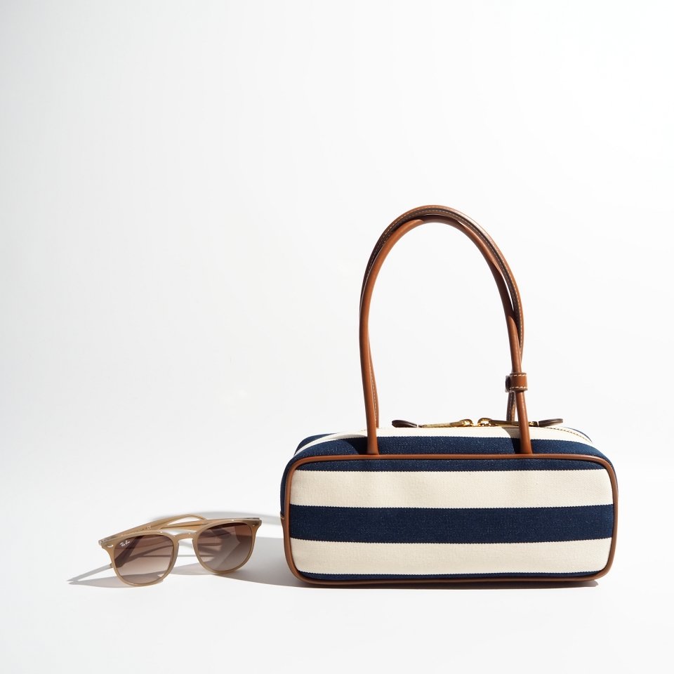 R4235P) MIU MIU �ߥ奦�ߥ奦