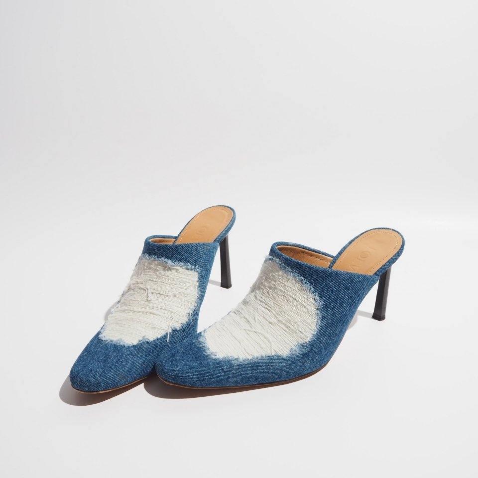 C3047P) LOEWE ������