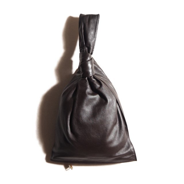 M8961P) BOTTEGA VENETA �ܥåƥ������ͥ�