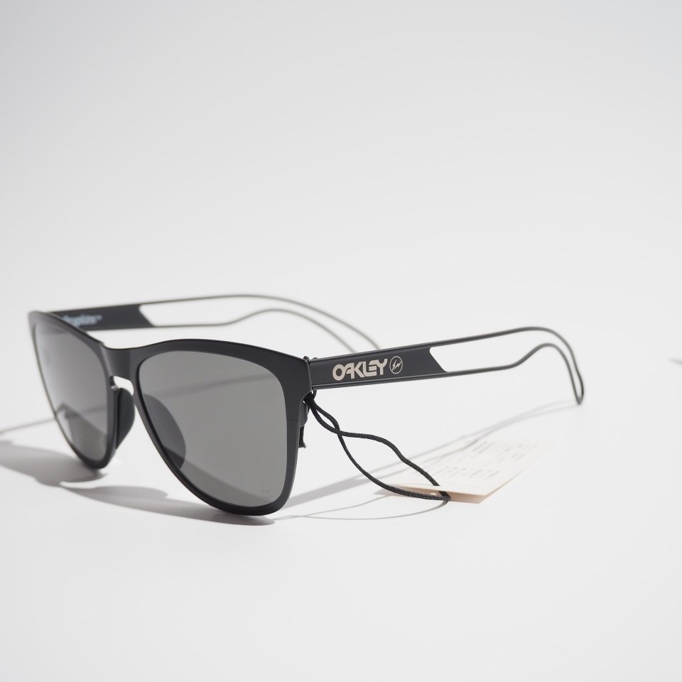 P4850P) FRAGMENT �ե饰���� �� OAKLEY �������꡼