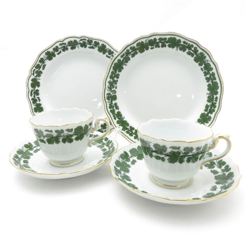 美品 MEISSEN マイセン ワインリーフ カップ＆ソーサー 中皿 4点 トリオ 18cmプレート ティー コーヒー SU8439F 【中古】