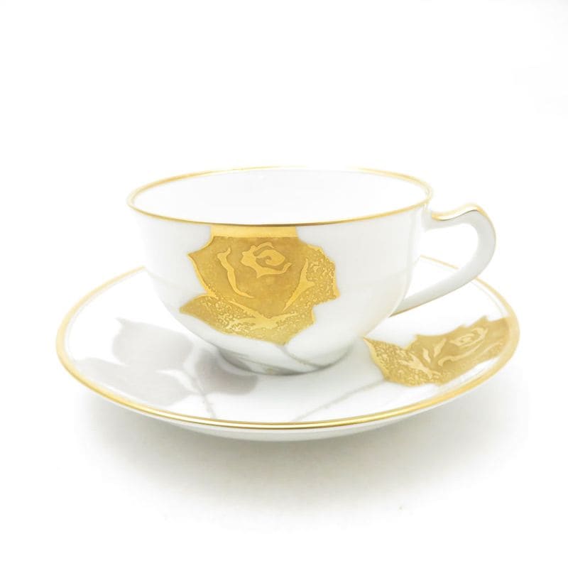 美品 OKURA 大倉陶園 金蝕バラ カップ＆ソーサー ティー・コーヒー兼用 薔薇 ローズ 金彩 SC10836A3 【中古】