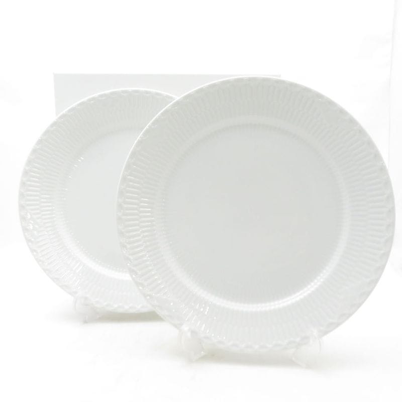 美品 ROYAL COPENHAGEN ロイヤルコペンハーゲン ホワイトフルーテッドハーフレース 大皿 2枚 ペア 27cmプレート ディナー SC10860S1 【中古】