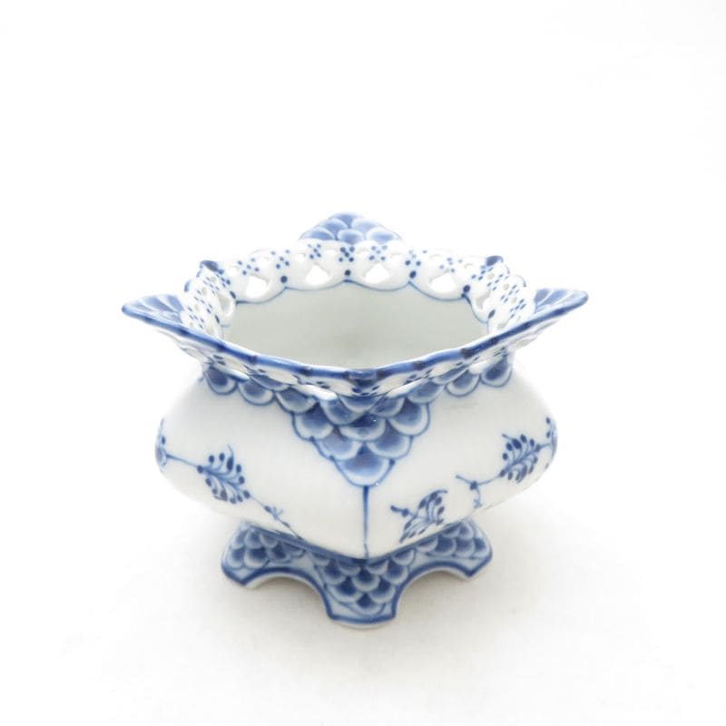 美品 ROYAL COPENHAGEN ロイヤルコペンハーゲン ブルーフルーテッドフルレース シュガーポット 1点 砂糖 デンマーク製 入れ物 SC10773B1 【中古】