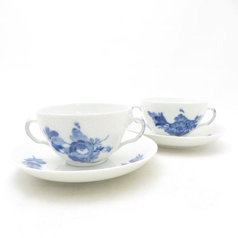美品 ROYAL COPENHAGEN ロイヤルコペンハーゲン ブルーフラワープレイン スープカップ＆ソーサー 2客 ペア 花 デンマーク製 希少 レア SC11071G2 【中古】
