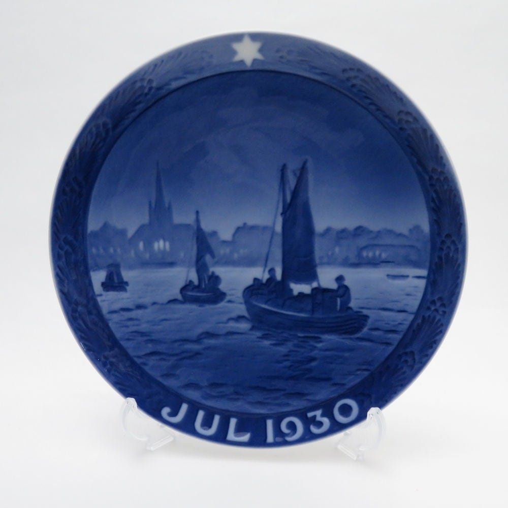 美品 ROYAL COPENHAGEN ロイヤルコペンハーゲン 1930年 「漁船」 イヤープレート SY9547L 【中古】