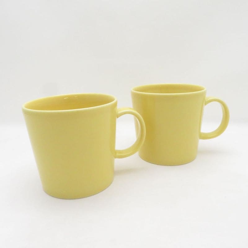 美品 iittala イッタラ ティーマ イエロー マグカップ 2点 磁器 ペア 廃盤色 希少 レア コップ 北欧 SC11223H2 【中古】
