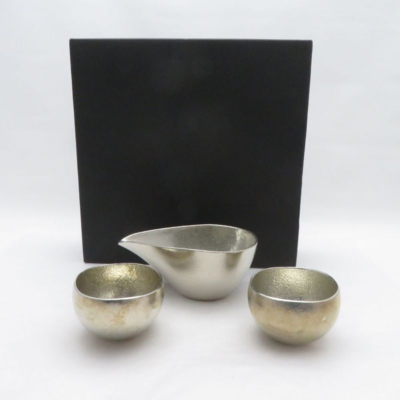 美品 NOUSAKU 能作 片口 小&ぐい呑み 3点 錫100％ 酒器セット 徳利150cc 銀盃 SU14482T2 【中古】