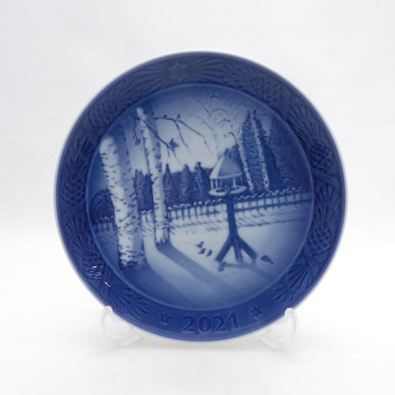 美品 ROYAL COPENHAGEN ロイヤルコペンハーゲン 2021年 Winter in the Garden イヤープレート 1点 令和3年 中皿 飾り皿 インテリア SO4005J2 【中古】