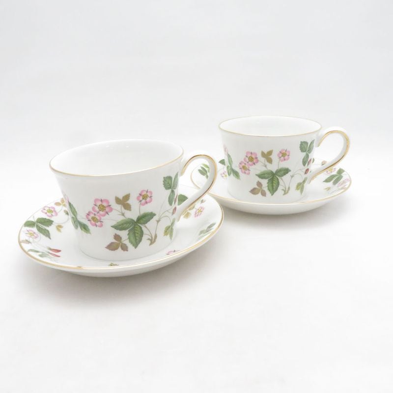 美品 WEDGWOOD ウェッジウッド ワイルドストロベリー ティーカップ＆ソーサー 2客 ペア デルフィ 紅茶 金彩 英国 SU14366X1 【中古】