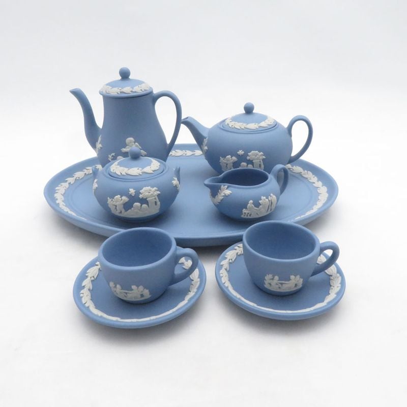 美品 WEDGWOOD ウェッジウッド ジャスパー ペールブルー ミニチュアティーセット 7点 セット オーナメント 飾り 置物 インテリア SU14640L1 【中古】