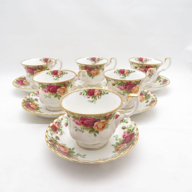 ROYAL ALBERT ロイヤルアルバート オールドカントリーローズ ティーカップ＆ソーサー 6客 セット 紅茶 英国 薔薇 バラ ばら 花柄 SU14724F2 【中古】