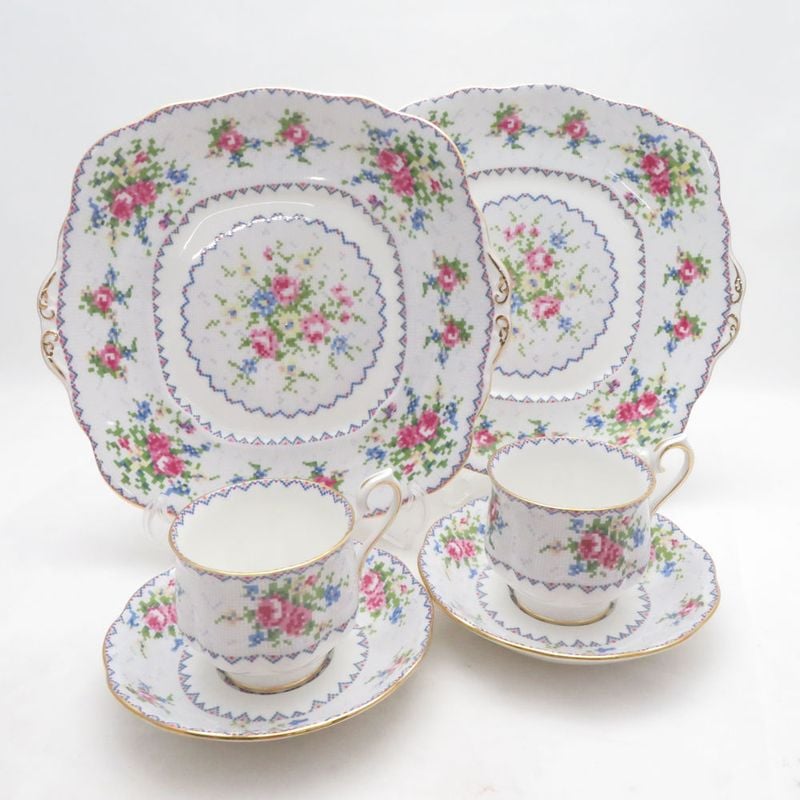 ROYAL ALBERT ロイヤルアルバート プチポワン カップ＆ソーサー B&Bプレート 4点 セット SO4085E2 【中古】