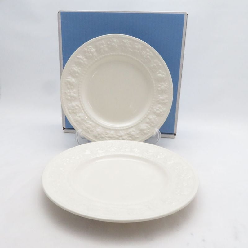 未使用 WEDGWOOD ウェッジウッド フェスティビティ アイボリー 中皿 2枚 ペア 20cmプレート SD229Q1 【中古】