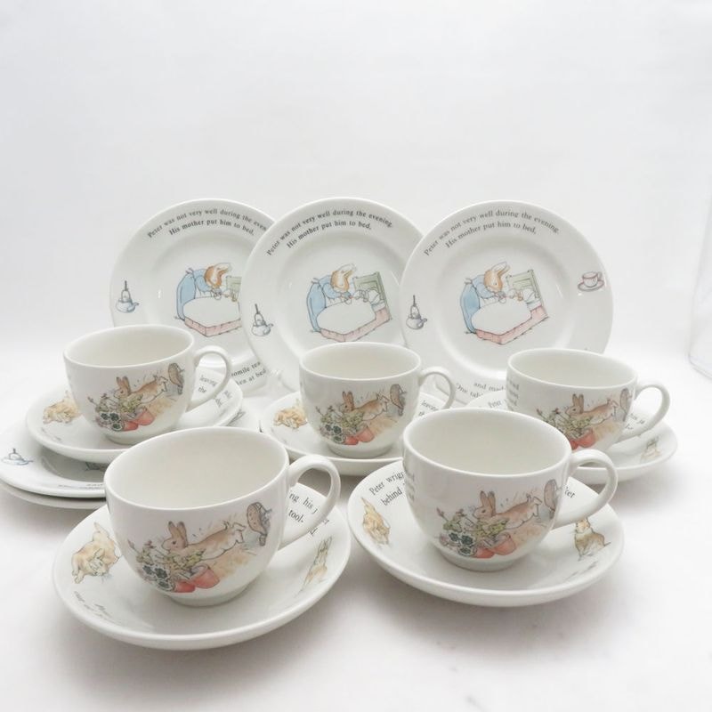 美品 WEDGWOOD ウェッジウッド ピーターラビット カップ＆ソーサー 18cmプレート 10点 セット ティー コーヒー 皿 英国 SU14806C1 【中古】