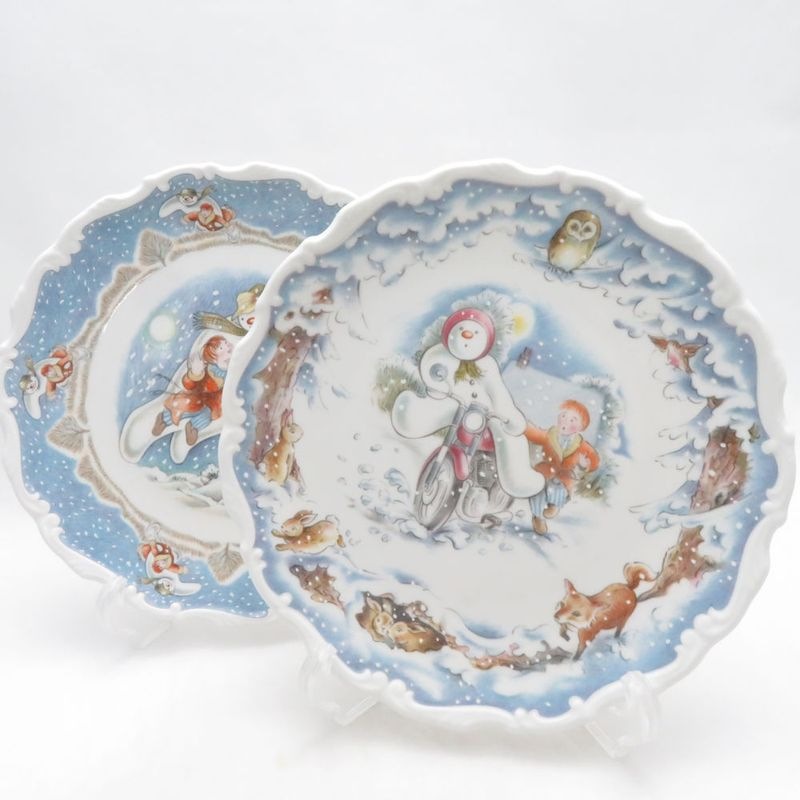 美品 ROYAL DOULTON ロイヤルドルトン スノーマン 中皿 2枚 21cmプレート 飾り皿 SO4333Q1 【中古】