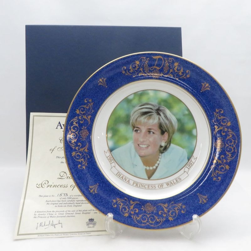 未使用 Aynsley エインズレイ 飾り皿 ダイアナ妃 記念プレート SM5912C2 【中古】
