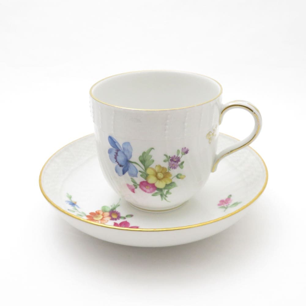 美品 KPM BERLIN KPMベルリン Neuosier ノイオジェール コーヒーカップ＆ソーサー 珈琲 フラワーブーケ 花 蝶 金彩 SU8328U 【中古】