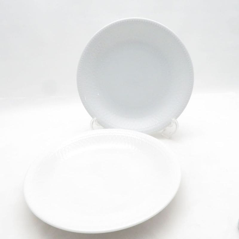 ROYAL COPENHAGEN ロイヤルコペンハーゲン ホワイトパルメッテ 中皿 2枚 ペア 20cmプレート SO4631A1 【中古】