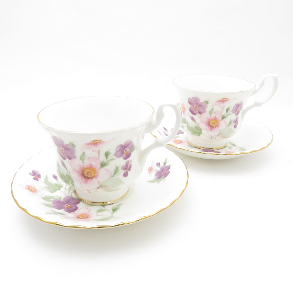 美品 ROYAL ALBERT ロイヤルアルバート ティーカップ＆ソーサー 2客 ペア TAVISTOCK SY9431J 【中古】