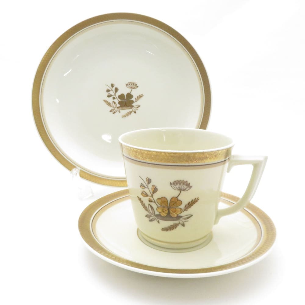 美品 ROYAL COPENHAGEN ロイヤルコペンハーゲン ゴールデンクローバー カップ＆ソーサー 中皿 2点 トリオ デザートプレート パン ケーキ SU8446F 【中古】