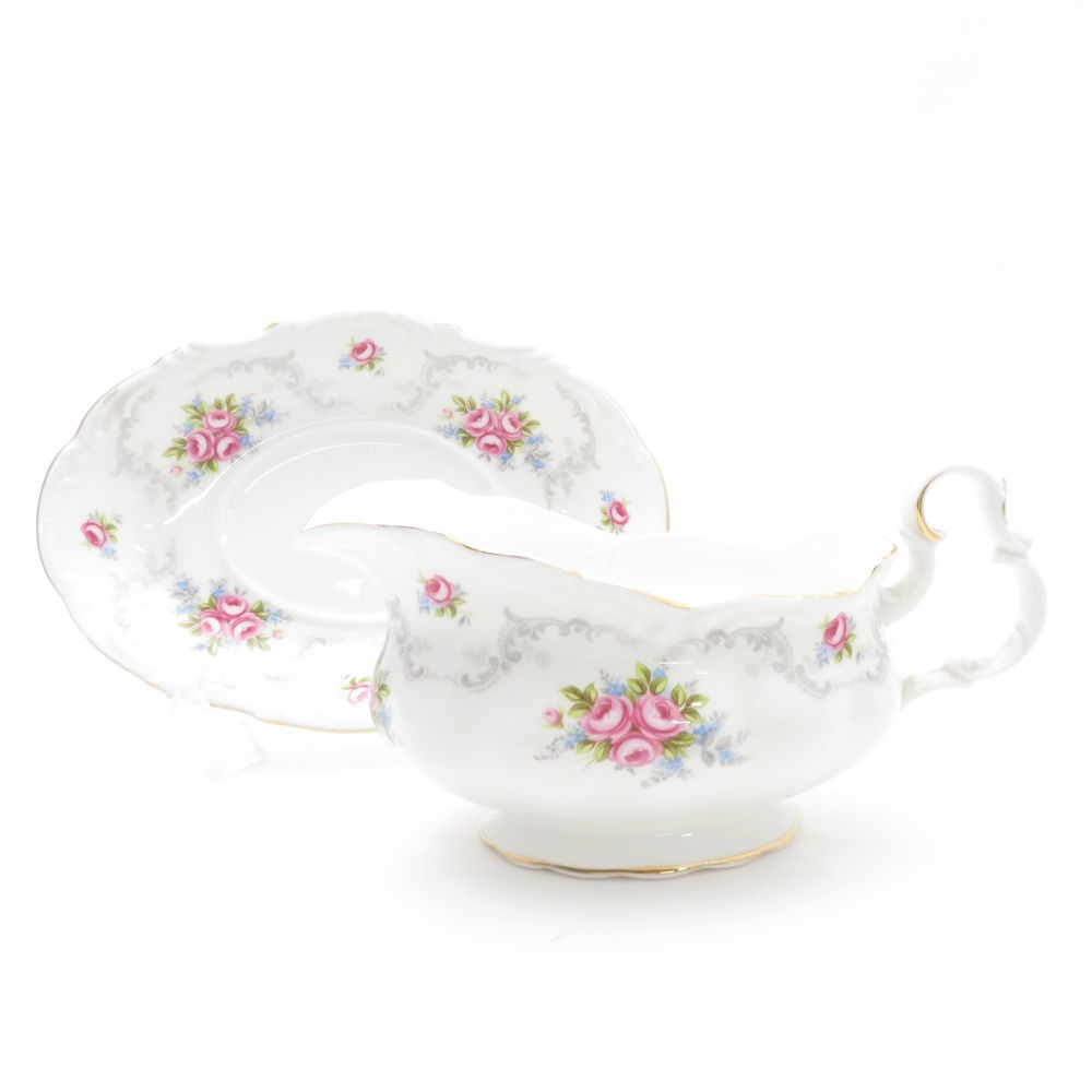 美品 ROYAL ALBERT ロイヤルアルバート TRANQUILLITY トランキュリティ グレービーボート&受け皿 ソース入れ ポット 花柄 フラワー 英国 SU8692S 【中古】
