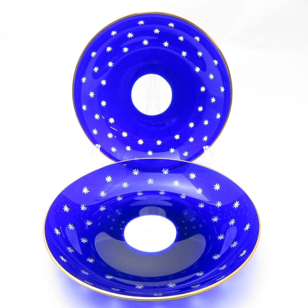 美品 SAINT LOUIS サンルイ 中皿 2枚 クリスタル ペア 19cmプレート 切子 青被せ 金彩 SU8661H 【中古】