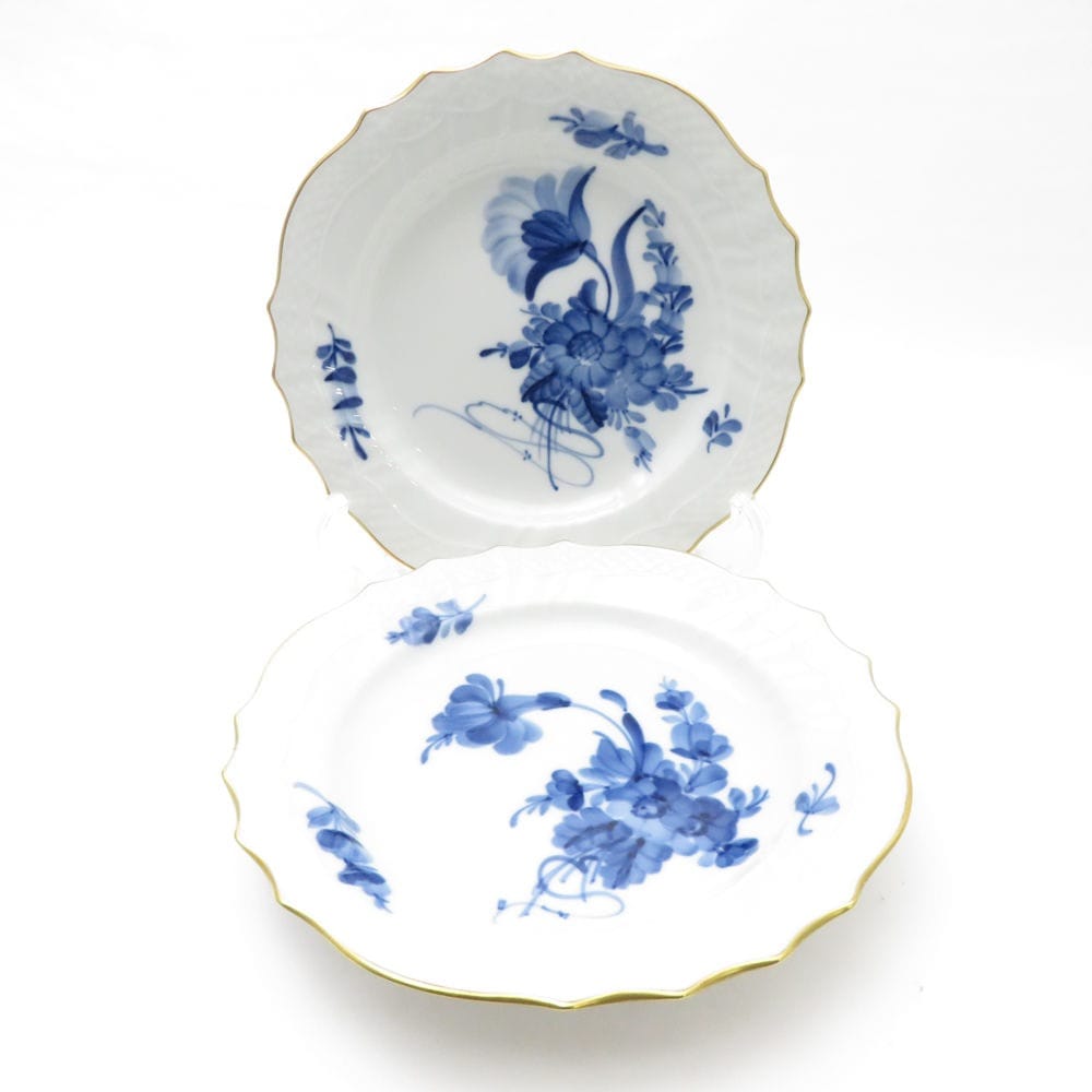 美品 ROYAL COPENHAGEN ロイヤルコペンハーゲン ブルーフラワーカーブ 中皿 2枚 ペア 金彩 17cmプレート パン ケーキ SM2999J 【中古】