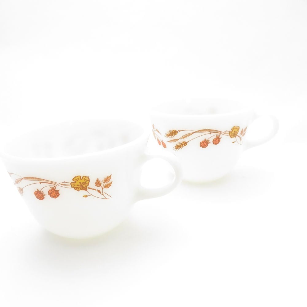 PYREX パイレックス ハーベストホーム カップ 2点 ミルクガラス ペア ヴィンテージ オールド コーニング SY10236A2 【中古】