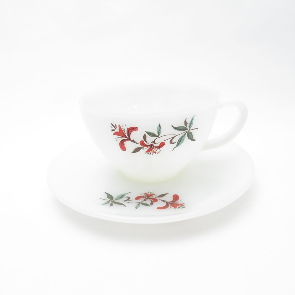 Fire-King ファイヤーキング ハニーサックル カップ＆ソーサー ミルクガラス 50～60年代初頭 ヴィンテージ オールド SY10281A3 【中古】