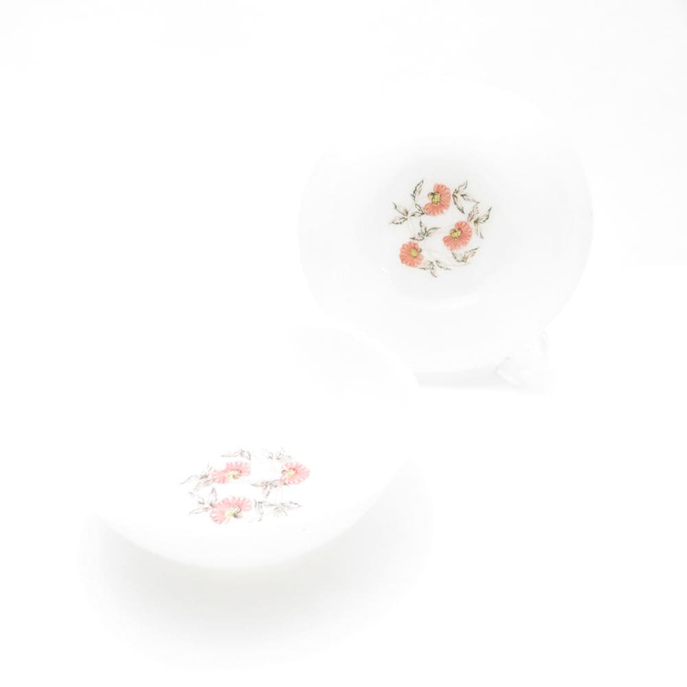 Fire-King ファイヤーキング フルーレット ベリーボウル 2枚 ミルクガラス ペア 50～60年代初頭 ヴィンテージ SY10288A3 【中古】