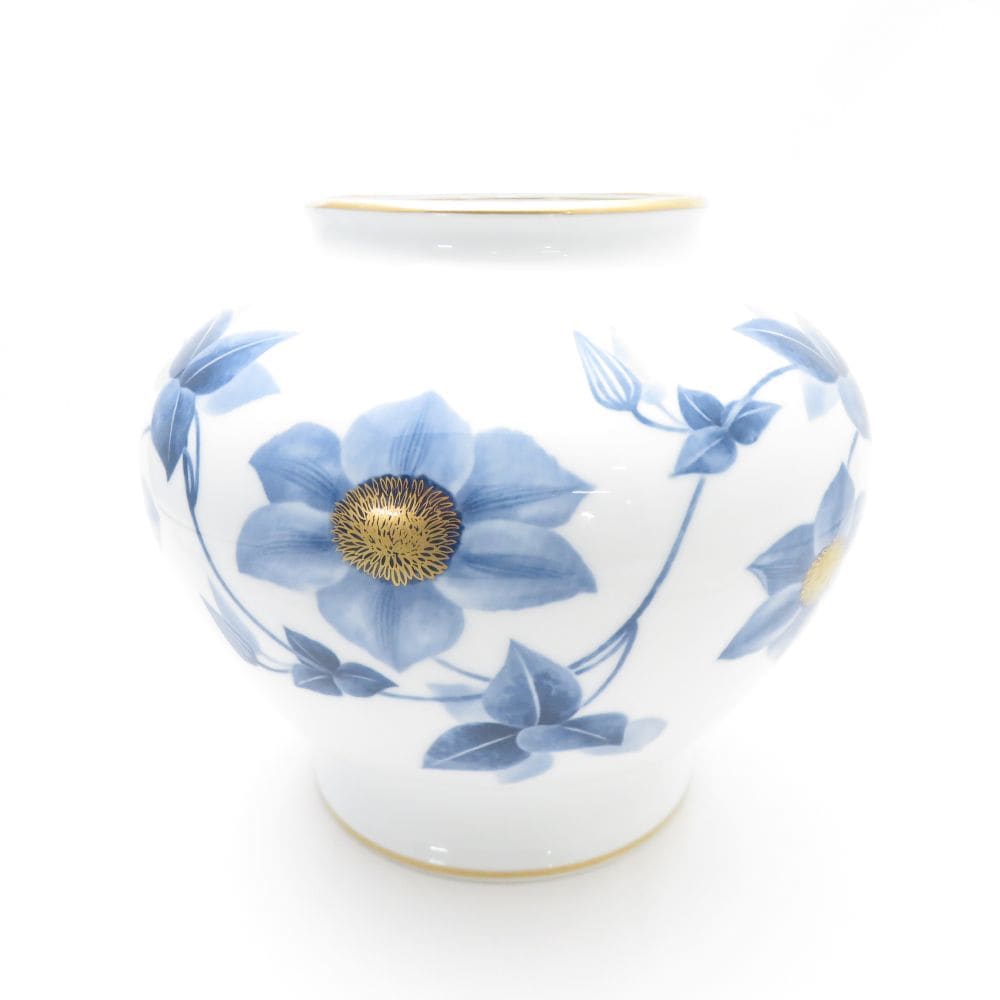 美品 OKURA 大倉陶園 ブルーテッセン 鉄線 花瓶 フラワーベース H20 飾壺 白磁 青 岡染め SU10493A3 【中古】