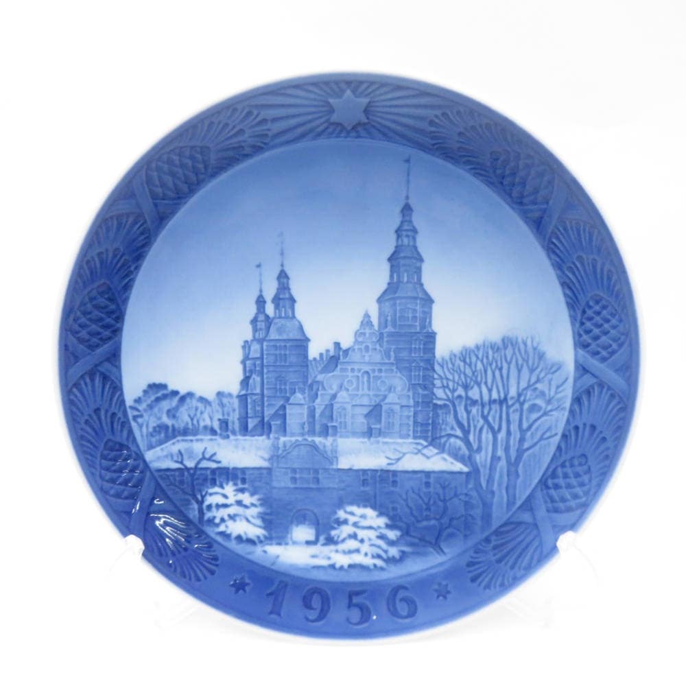 美品 ROYAL COPENHAGEN ロイヤルコペンハーゲン 1956年「ローゼンボー城」 イヤープレート 1枚 ウォールプレート 飾皿 昭和31年 SY12225B4 【中古】
