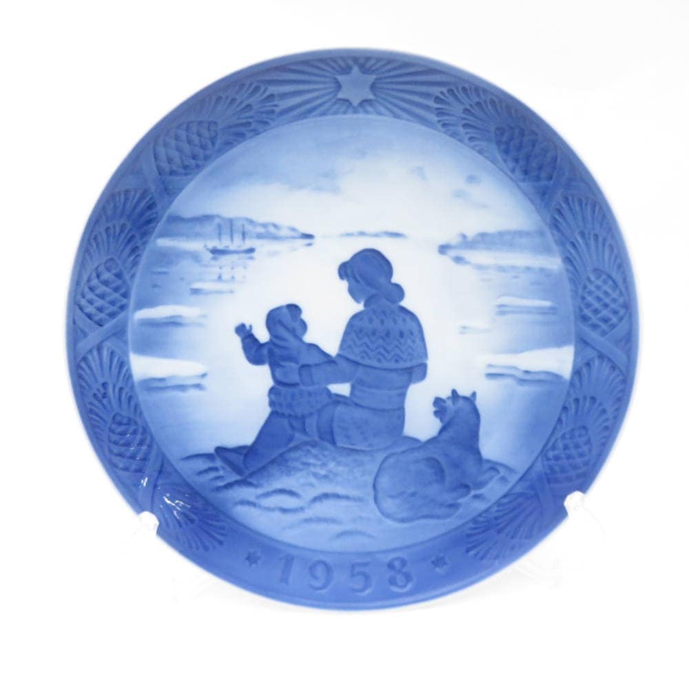 美品 ROYAL COPENHAGEN ロイヤルコペンハーゲン 1958年「グリーンランドの陽射し」 イヤープレート 1枚 ウォールプレート 飾皿 昭和33年 SY12227B4 【中古】