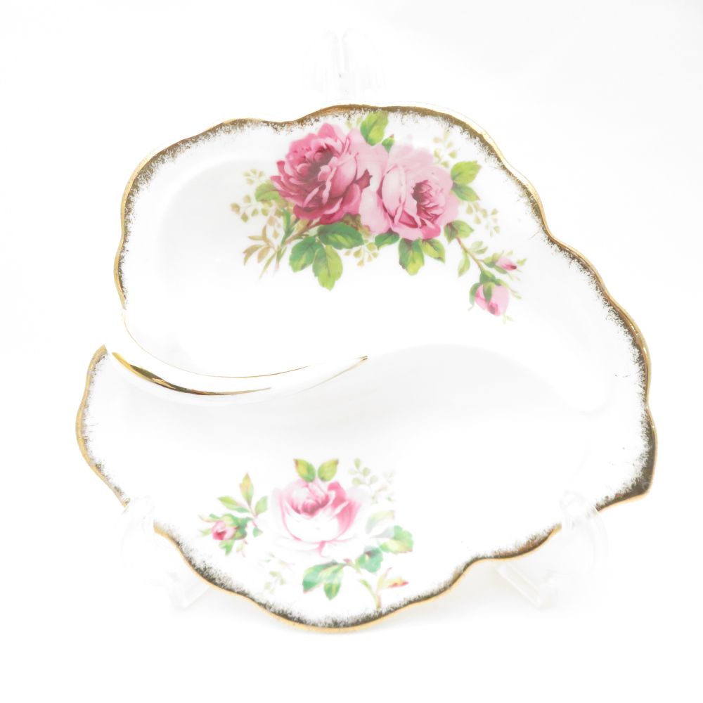 ROYAL ALBERT ロイヤルアルバート アメリカンビューティー リーフディッシュ 1枚 分割 葉型 皿 プレート 希少 レア 英国 SU11957L1 【中古】