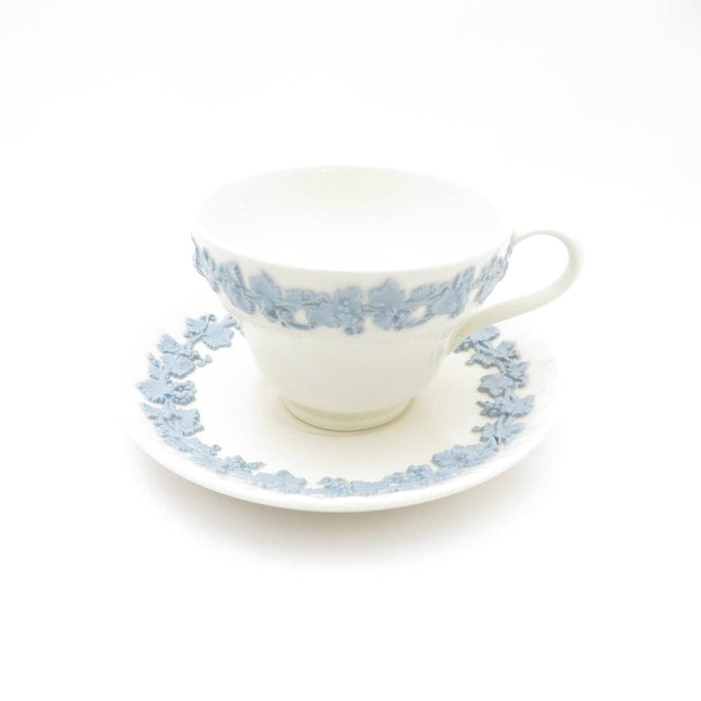  WEDGWOOD ウェッジウッド エンボスド クイーンズウェア ティーカップ＆ソーサー 1客 SY12560A2 【中古】