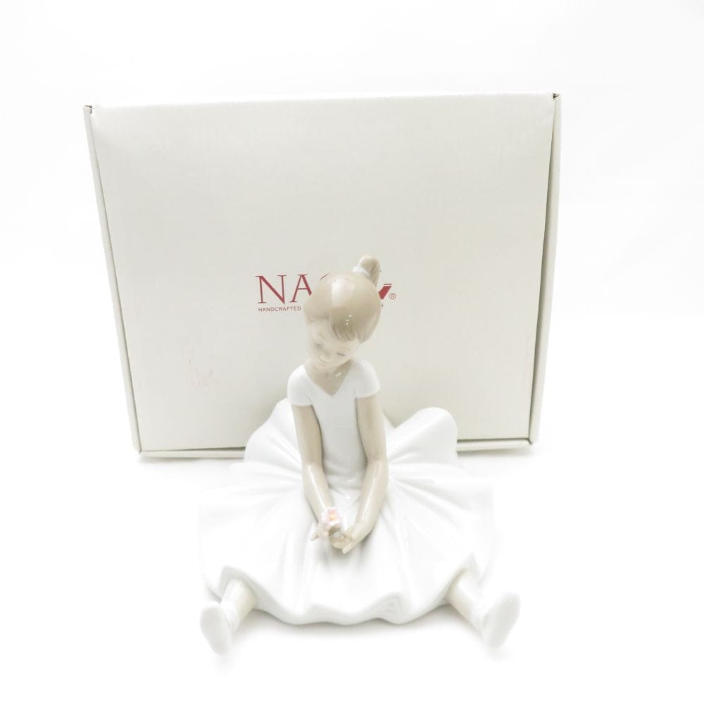美品 NAO ナオ 1456 夢みるバレリーナ フィギュリン 1点 女の子 置物 陶器人形 オブジェ インテリア SU12172X2 【中古】